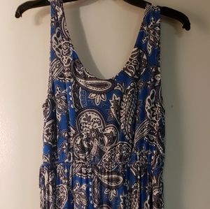 Sleeveless maxi dress